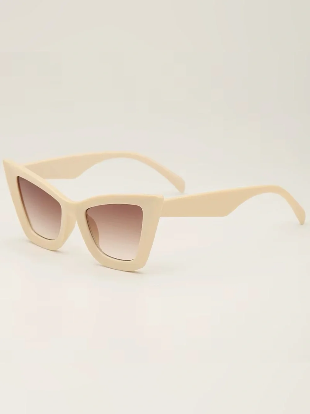 Vintage Cream Cat Eye Sunglasses with Gradient Pink Lenses - Women Accessories